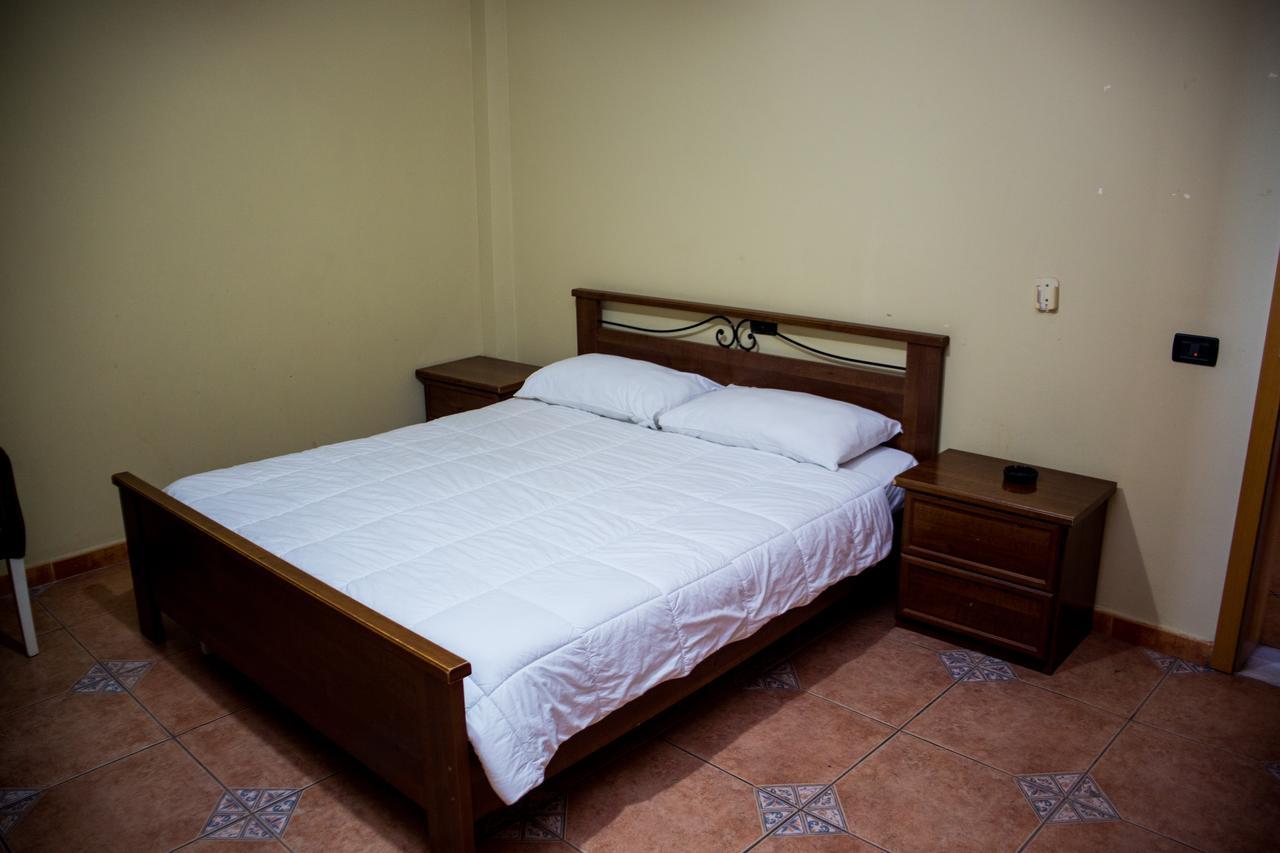 دراس Hotel La Quercia المظهر الخارجي الصورة